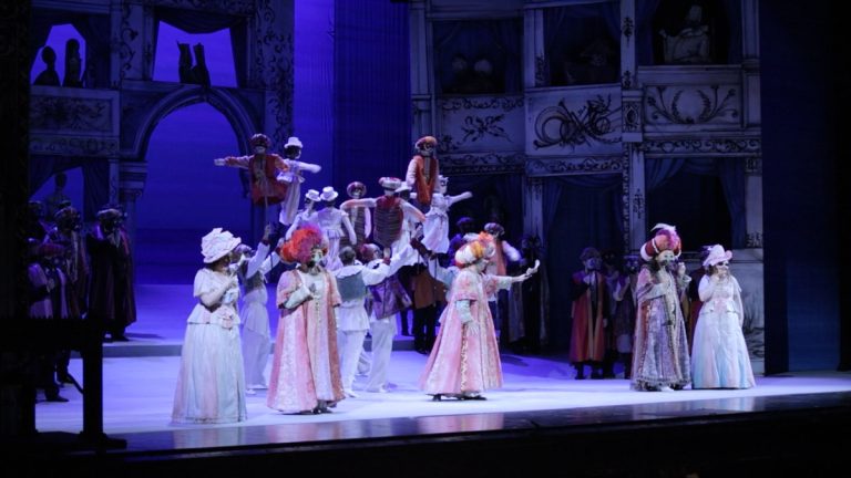 scena-spettacolo-musica-il-turco-in-italia-2